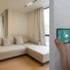Czy warto inwestować w rozwiązania smart home podczas wykończenia mieszkania?